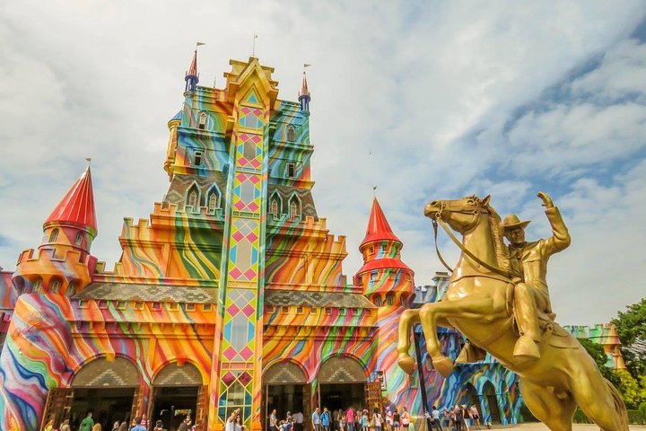 Round Trip Beto Carrero World from Balneario Camboriu