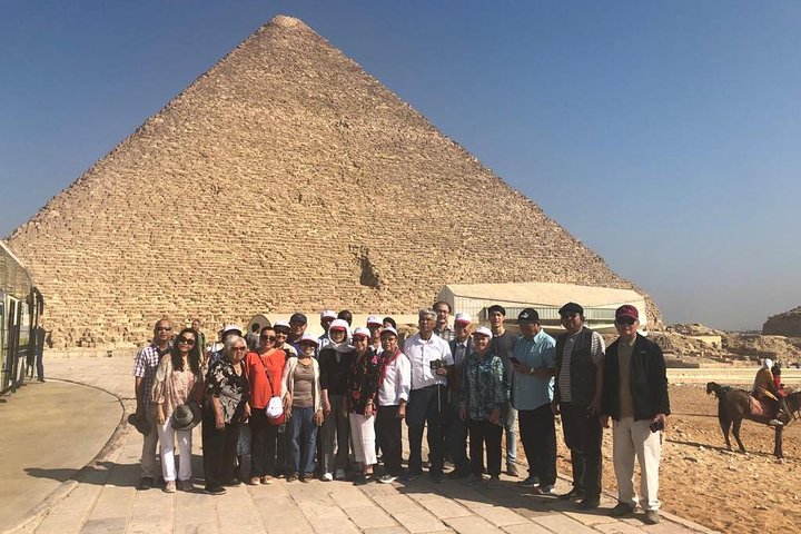 Cairo 8 Hour Private Tour of Pyramids & Grand Egyptian Museum