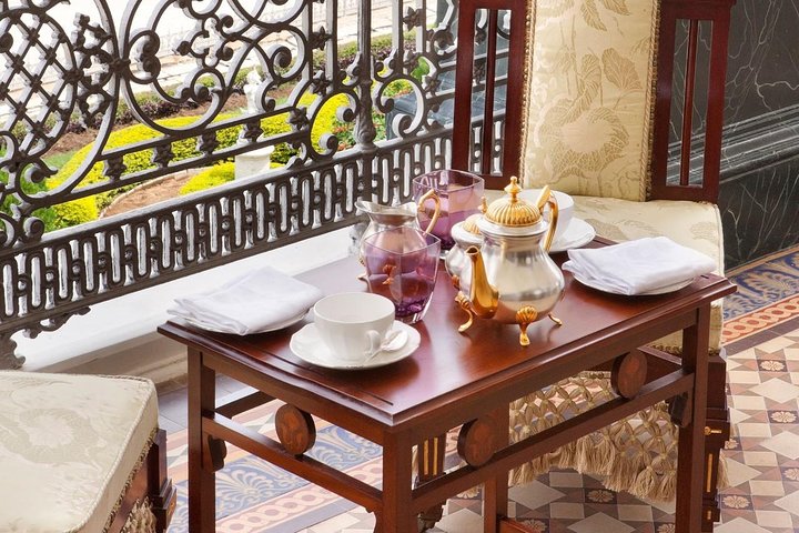 Heritage Walk with HiTea at Falaknuma Palace