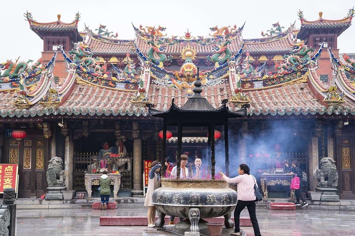 Quanzhou Private Customized Day Tour: Top Attractions with Lunch