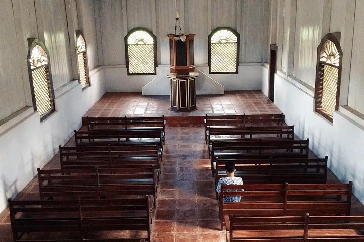 Ambon Private Customized Full-Day Tour with English Speaking Driver