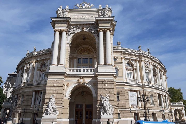 Odessa Combo: Private Sightseeing Tour and Catacombs Visit