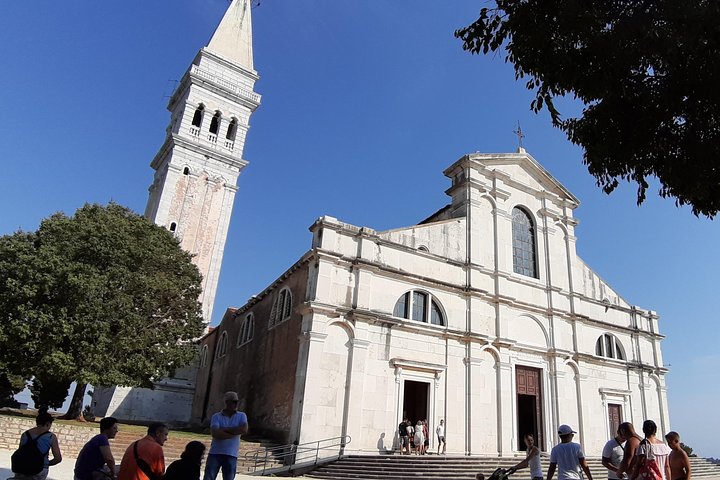 Best of Istria: Amphitheater Pula + Rovinj + Hum Tour