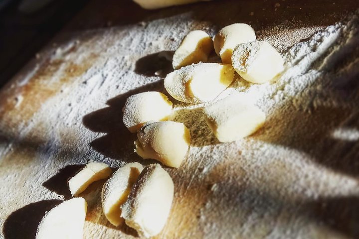 Cooking class in Umbria in any location AT YOUR PRIVATE VILLA