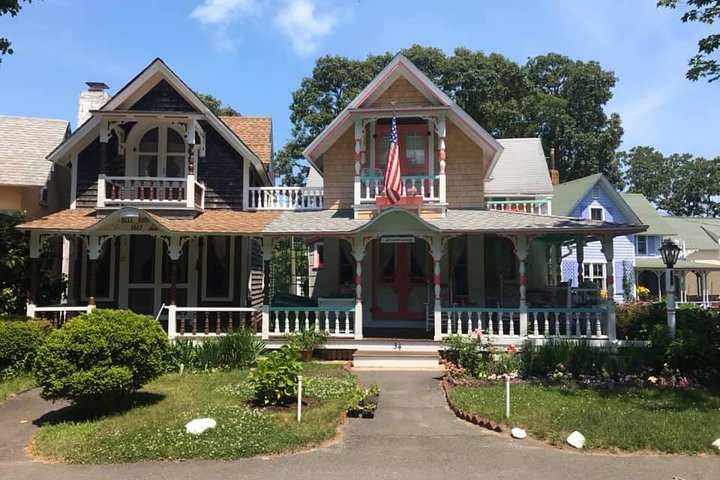 Martha's Vineyard Day Trip with Optional Island Tour from Boston