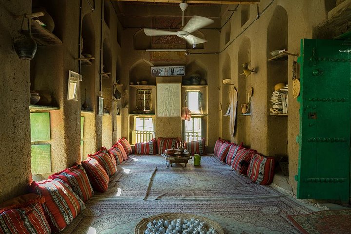 Old Nizwa authentic walks