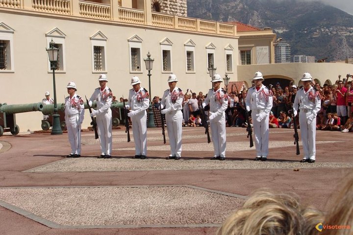 Excursion partagée Eze, Monaco & Monte Carlo from Nice