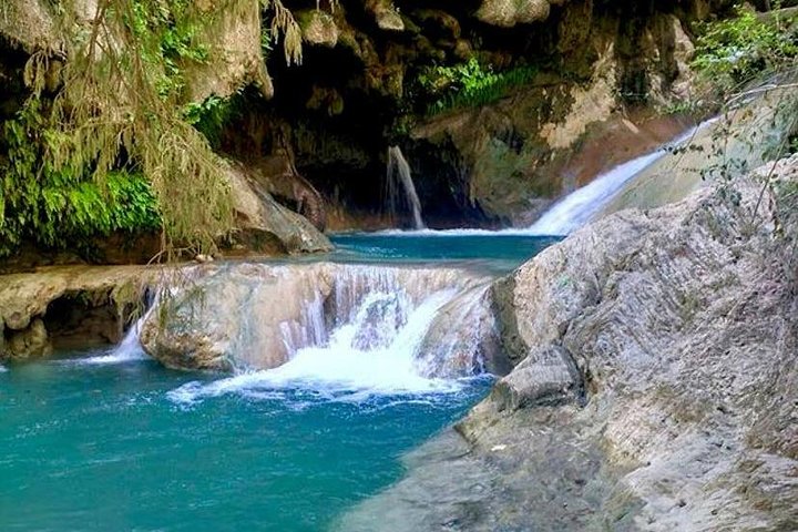 Let's go to the Blue Pools