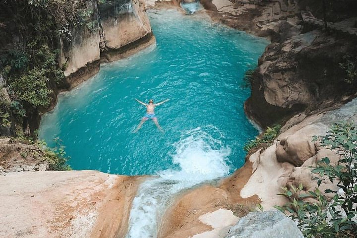 Let's go to the Blue Pools