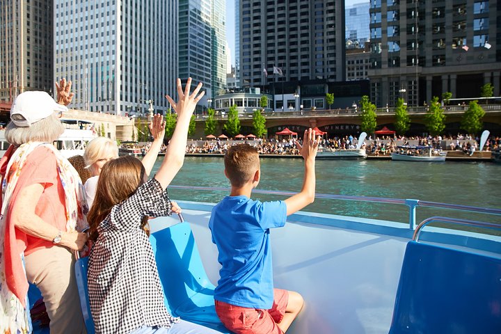 Chicago Sightseeing River and Lake Cruise