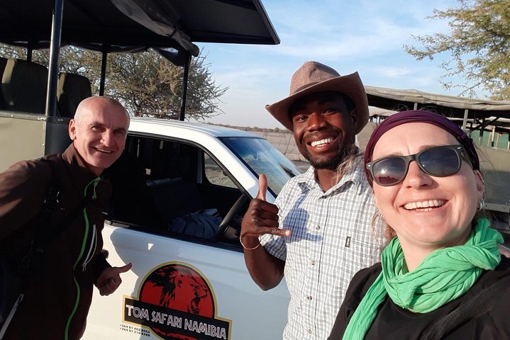 ETOSHA PARK SAFARI with local guides in 9-seater 4x4s