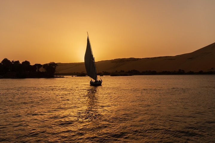 2 Hours Felucca Ride on the Nile River from Aswan