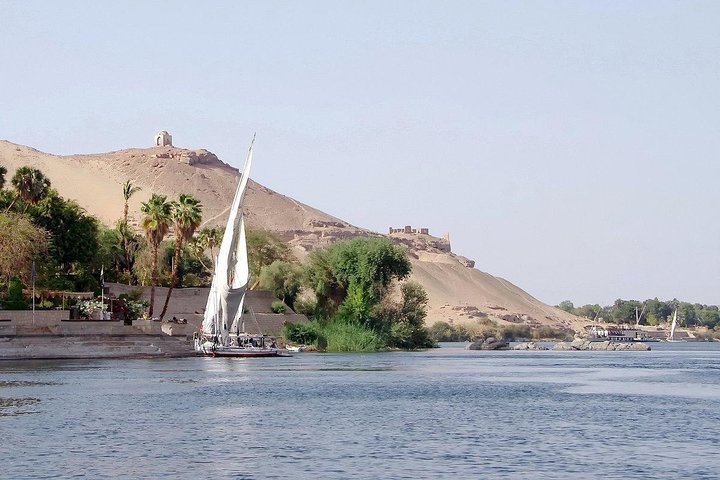 2 Hours Felucca Ride on the Nile River from Aswan