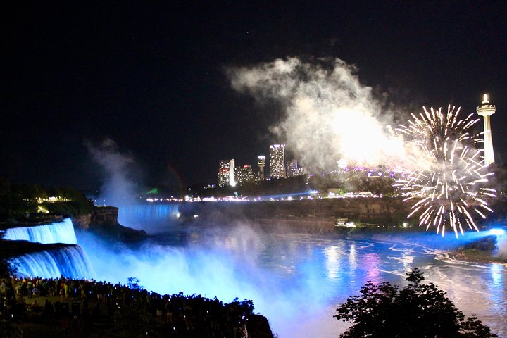 Niagara Falls Day & Night Tour from NYC