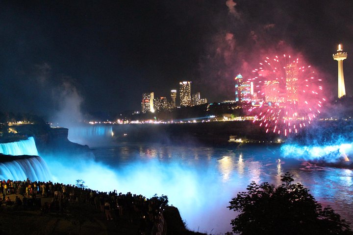Niagara Falls Day & Night Tour from NYC
