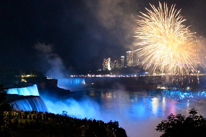 Niagara Falls Day & Night Tour from NYC