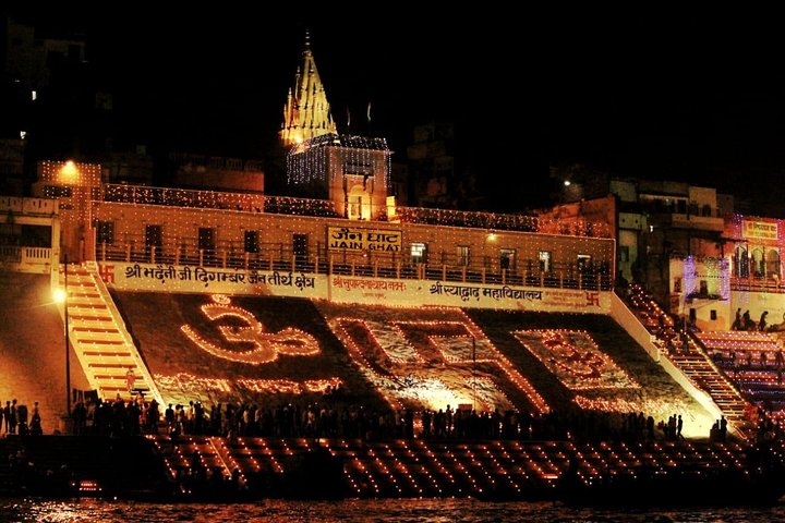 Explore Varanasi’s heritage