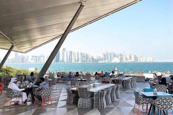 Doha: Guided City Tour with Airport and Hotel Pickup