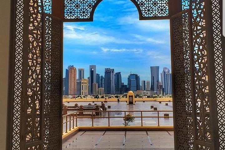Doha: Guided City Tour with Airport and Hotel Pickup