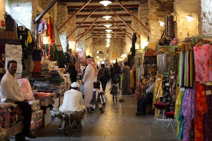 Doha: Guided City Tour with Airport and Hotel Pickup