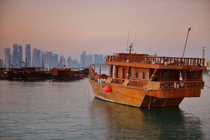 Doha: Guided City Tour with Airport and Hotel Pickup