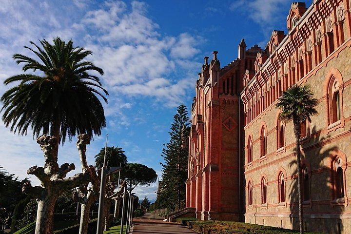 Comillas, Modernism & Gaudi with entrance tickets -small groups