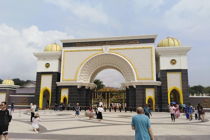 Kuala Lumpur Cruise Excursions from Port Klang for KL City Tour