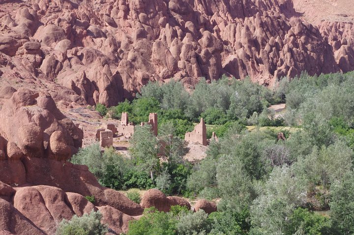 Hiking Valley of Roses and Dades Morocco