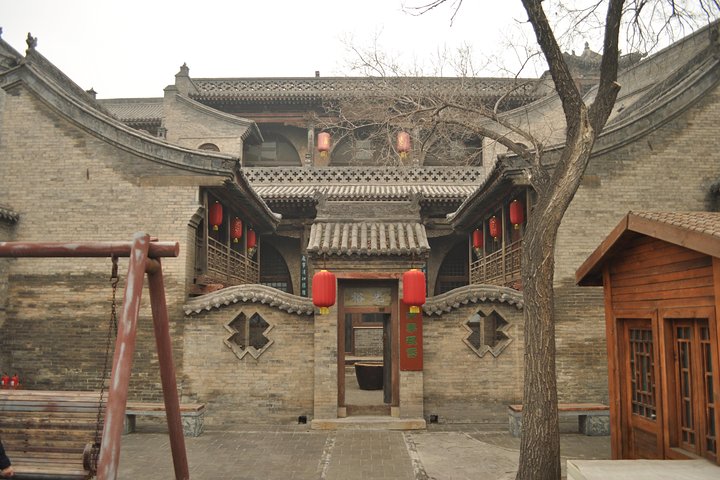 Pingyao Day Tour: Wang's Family Compound and Shuanglin Temple
