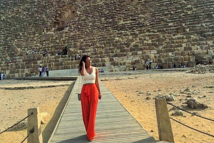 Private Tour to Giza Pyramids and sphinx from El Alamein