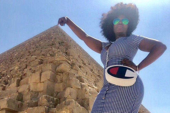 Private Tour to Giza Pyramids and sphinx from El Alamein