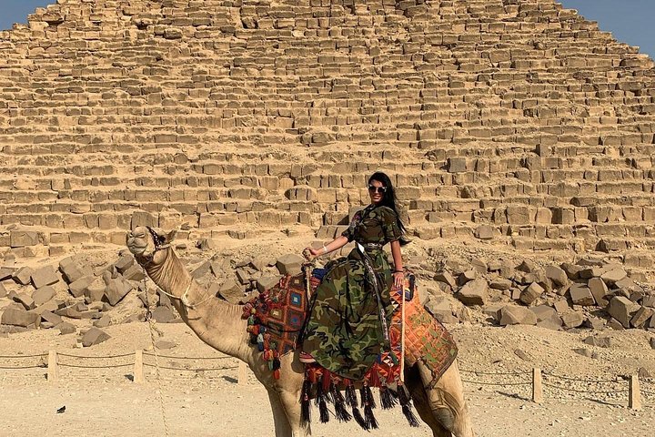 Private Tour to Giza Pyramids and sphinx from El Alamein