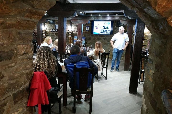 Bulgarian Wine Tasting Experience in Veliko Tarnovo