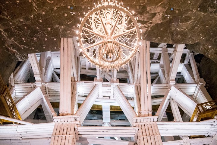 Wieliczka Salt Mine Guided Tour from Krakow with Transport