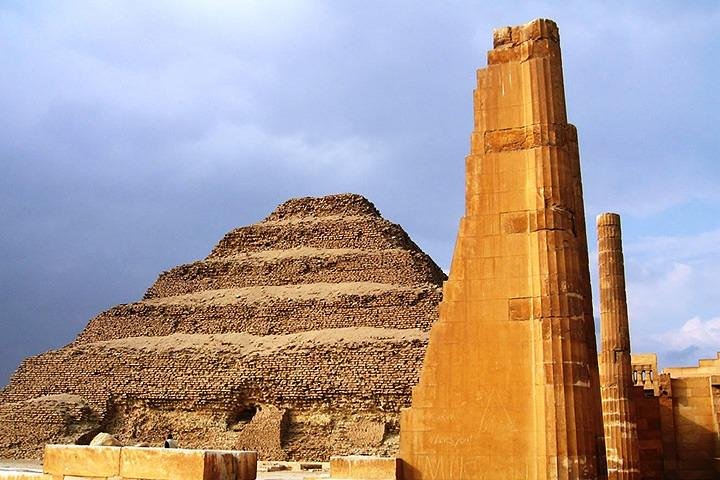 Full day Private Tour Giza Pyramids Sakkara Memphis Dahshur