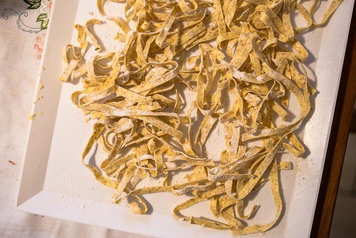 Cesarine: Small group Pasta and Tiramisu class in Treviso