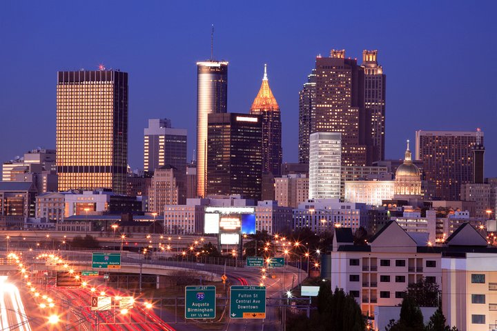 City Lights Atlanta Night-Time Bus Tour with Photos & Dinner Stop