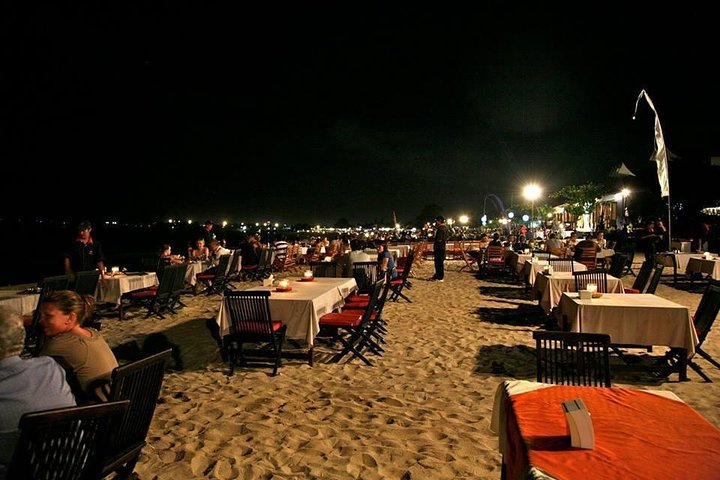 Private Uluwatu Temple and Kecak Fire Dance Evening Tour in Jimbaran Bay
