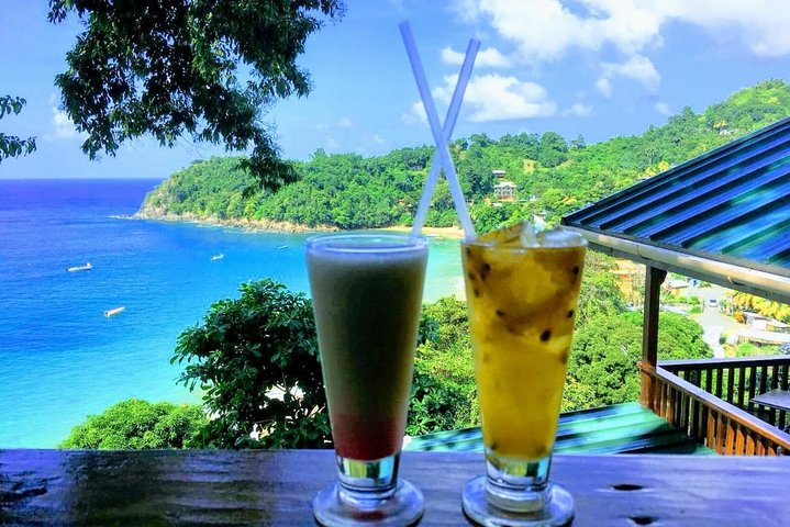 The Grand Circle 12-Hour All-Inclusive Island Experience
