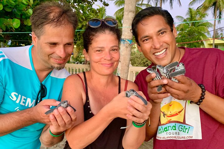 The Grand Circle 12-Hour All-Inclusive Island Experience