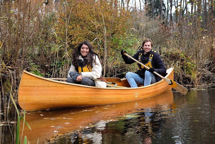 CASTLE ISLAND - Premium guided canoe tour at Trakai Historical Park