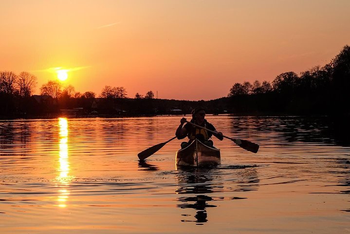 CASTLE ISLAND - Premium guided canoe tour at Trakai Historical Park