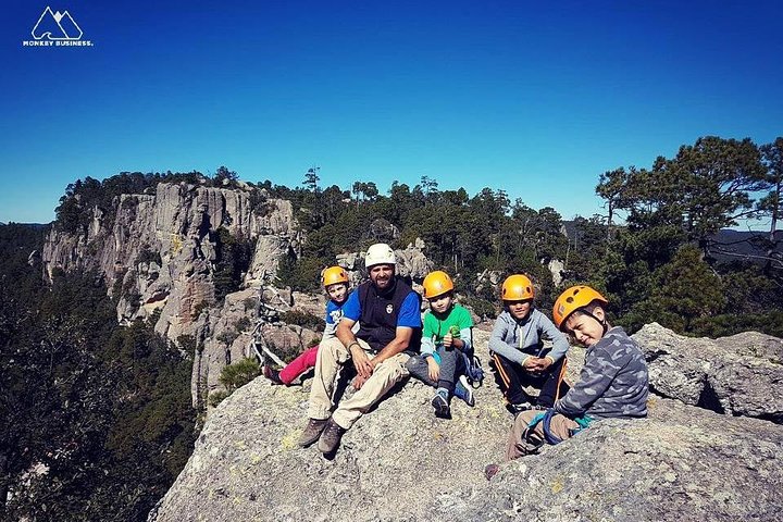 La Pirámide Park // CORDÓN DE LAS BURRAS CROSSING
