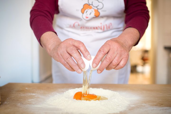 Private pasta-making class at a Cesarina's home with tasting in Asti