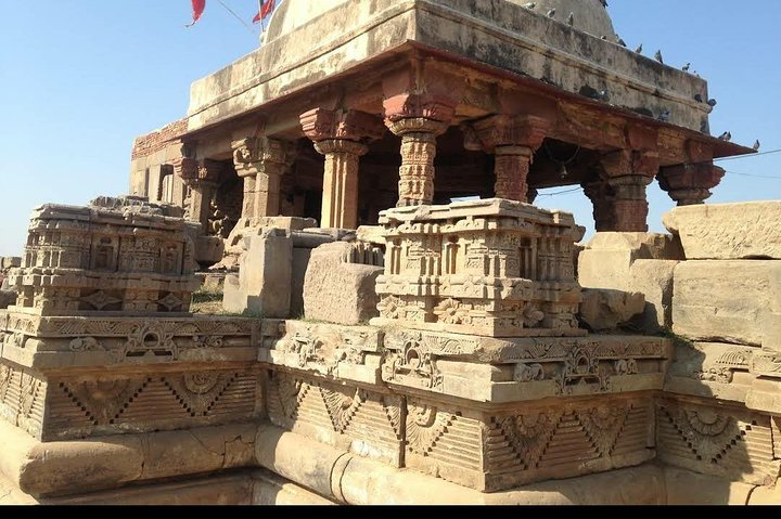 Private Transfer Agra to Jaipur with Fatehpur Sikri
