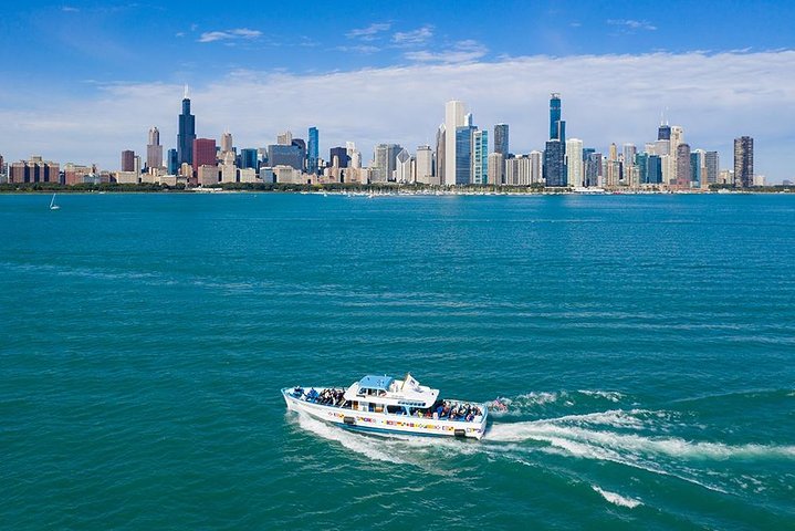 Chicago Sightseeing River and Lake Cruise