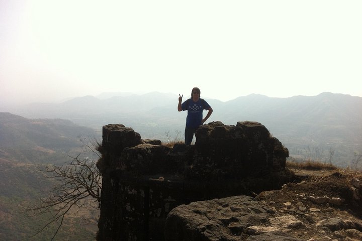 Sinhagad Fort Trip (Guided Half Day Sightseeing Tour)