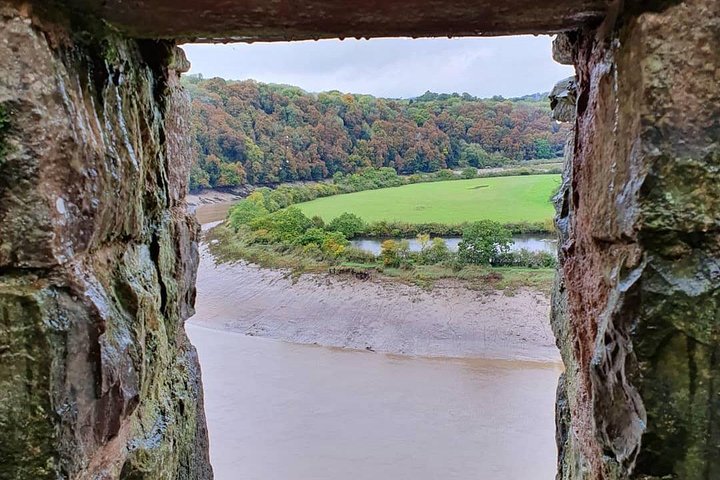 The Valleys tour or Swansea Bay tour. Please choose correctly.