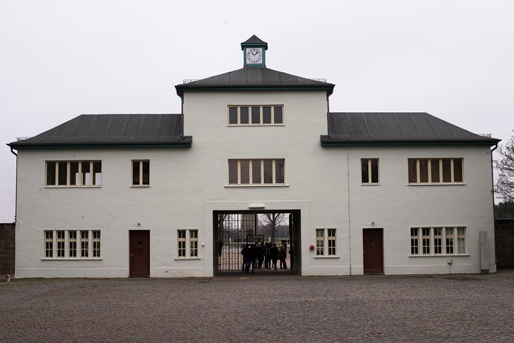 Berlin & Sachsenhausen Concentration Camp Tour from Warnemünde and Rostock Port