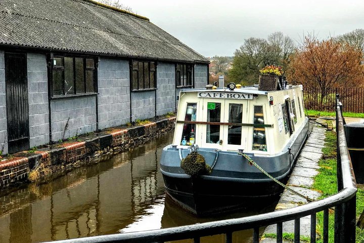 North Wales Sightseeing Adventure Day Trip from Manchester